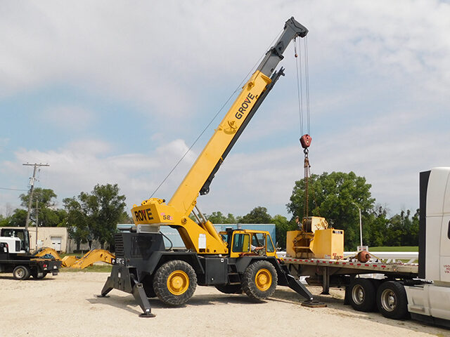 1981 GROVE RT58C CRANE